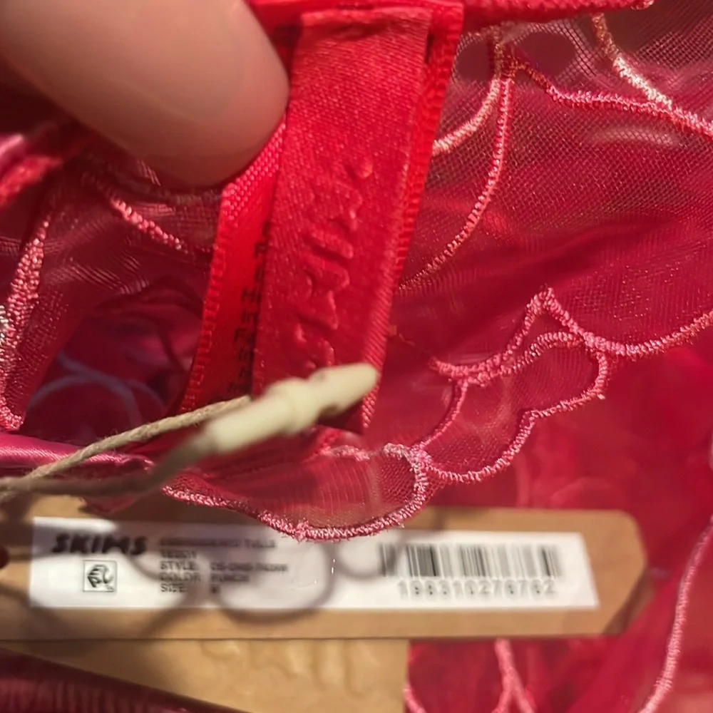 SKIMS
Thong body EMBROIDERED TULLE - Picture 8 of 9